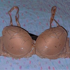 Very lacy push up used